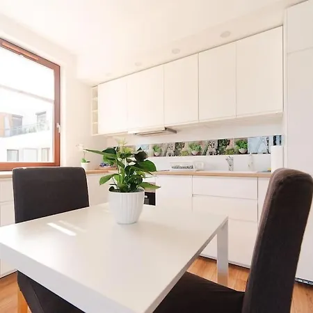 Apartmán Apartament 3 Pokoje Balkon Parking *