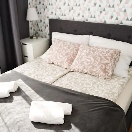 Apartament 3 Pokoje Balkon Parking Gdaňsk