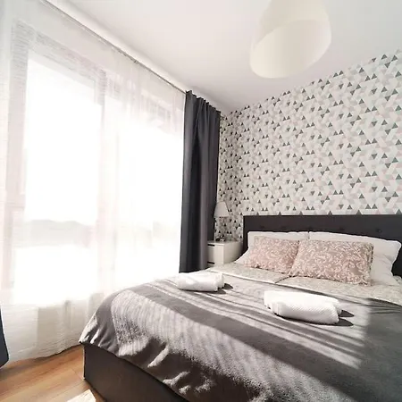 Apartament 3 Pokoje Balkon Parking *